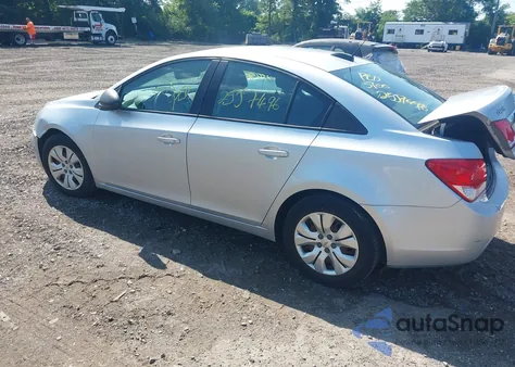 2016 Chevrolet Cruze Limited Ls Auto z USA, uszkodzony, nr VIN 1G1PC5SG2G7137741